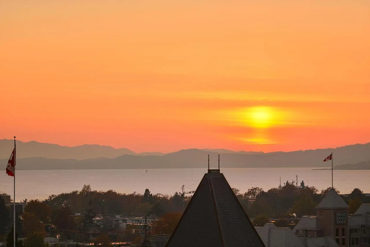 Luxury View Condo In Downtown Victoria Canada