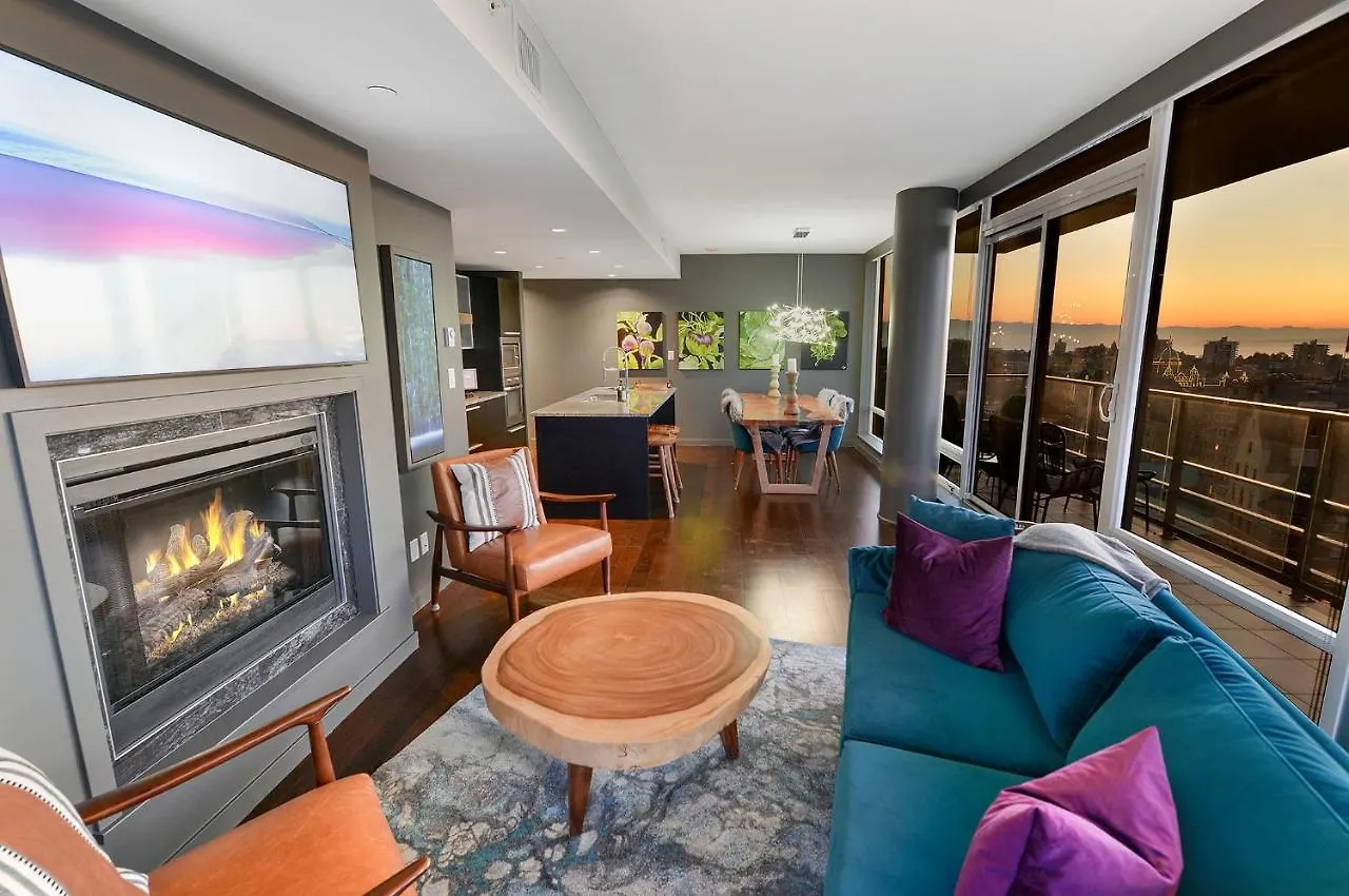 Luxury View Condo In Downtown Victoria