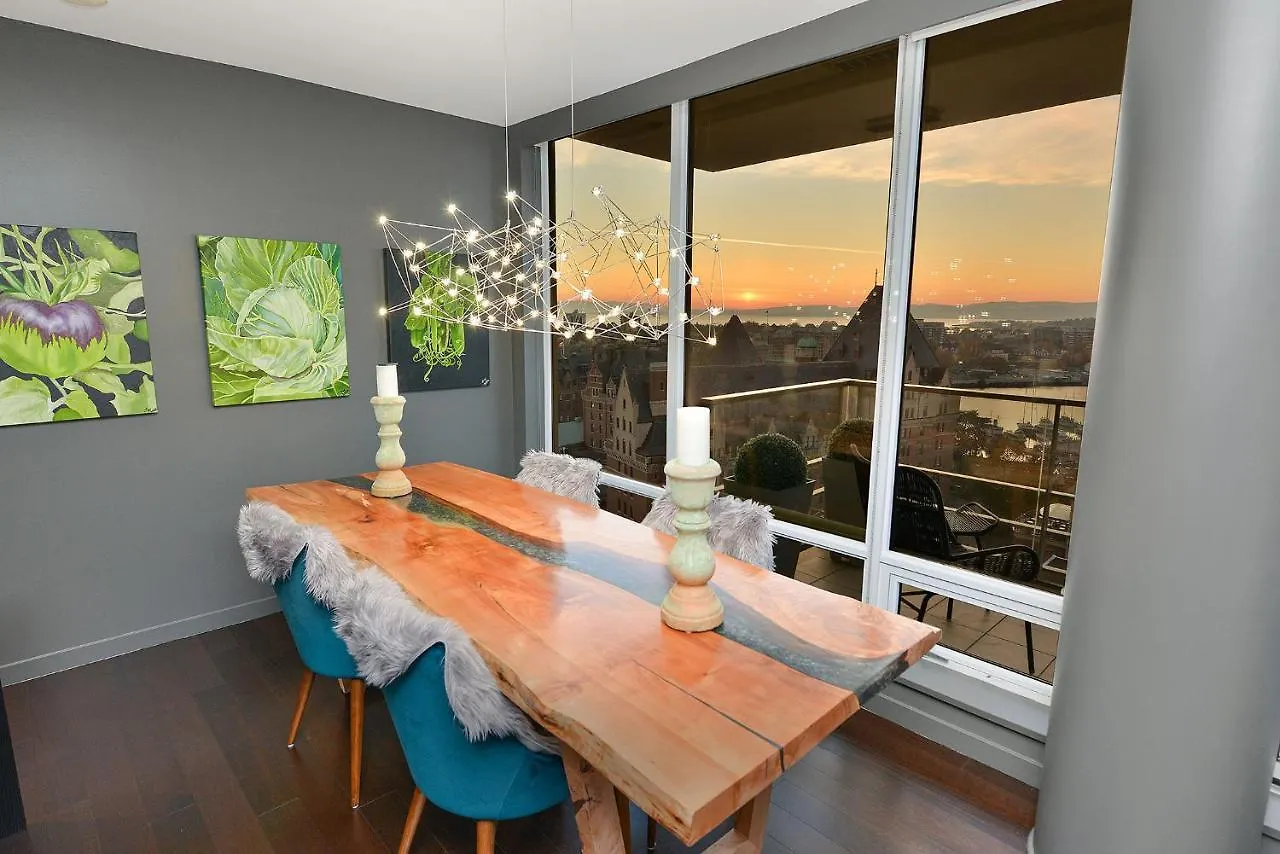 Luxury View Condo In Downtown Victoria Apartment
