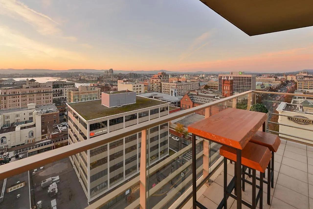 Apartment Luxury View Condo In Downtown Victoria