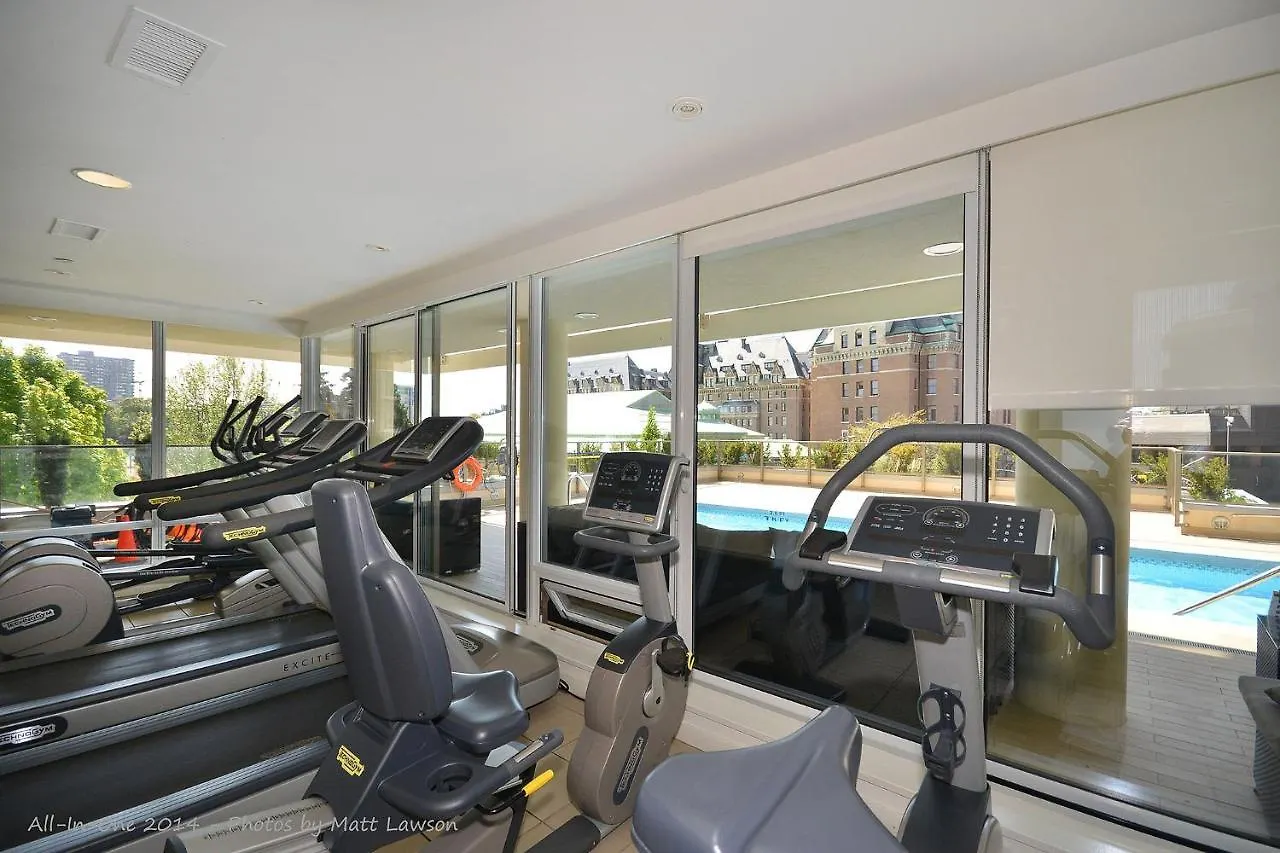 Luxury View Condo In Downtown Victoria Apartment
